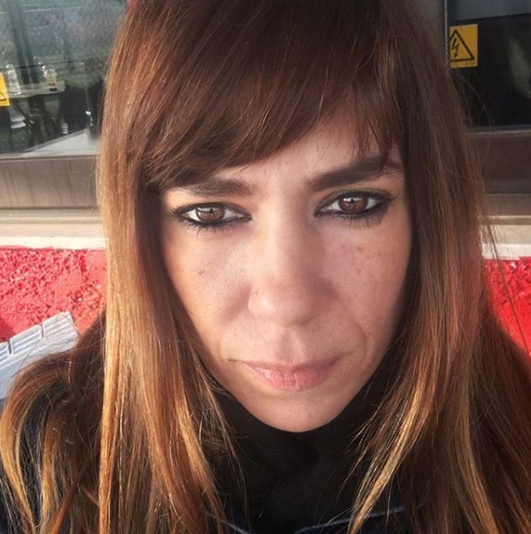 Η Μυρτώ Αλικάκη ποζάρει χωρίς ίχνος μακιγιάζ και μείναμε με το στόμα ανοιχτό