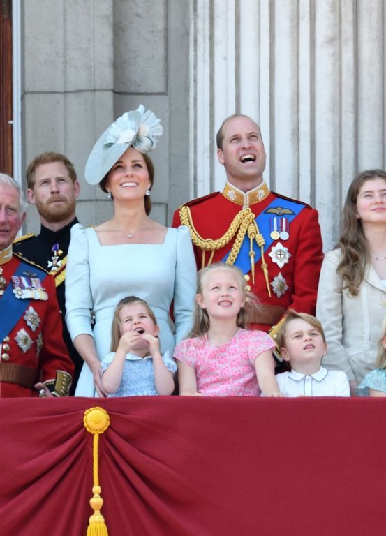 Ποιες κλασικές μαμαδίστικες τεχνικές χρησιμοποίησε η Kate για να ηρεμήσει την μικρή Charlotte;