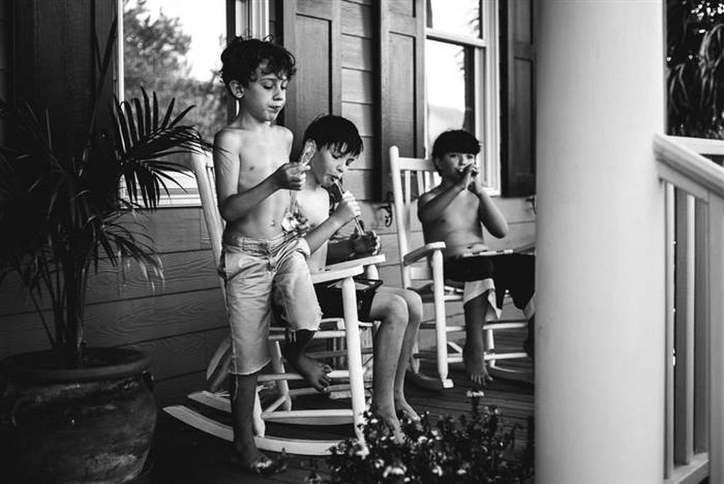 Είκοσι καλοκαιρινές φωτογραφίες που πρέπει να έχει το παιδί σας (pics)