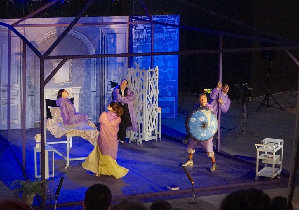 Φαίη Ξυλά: Με τον 3χρονο γιο της στην πρεμιέρα του Κωνσταντίνου Γιαννακόπουλου