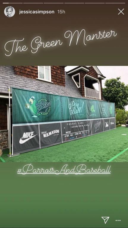 Ο γιος της έγινε 5 ετών και του ετοίμασε το πιο περίεργο πάρτυ γενεθλίων που έχετε δει (pics)