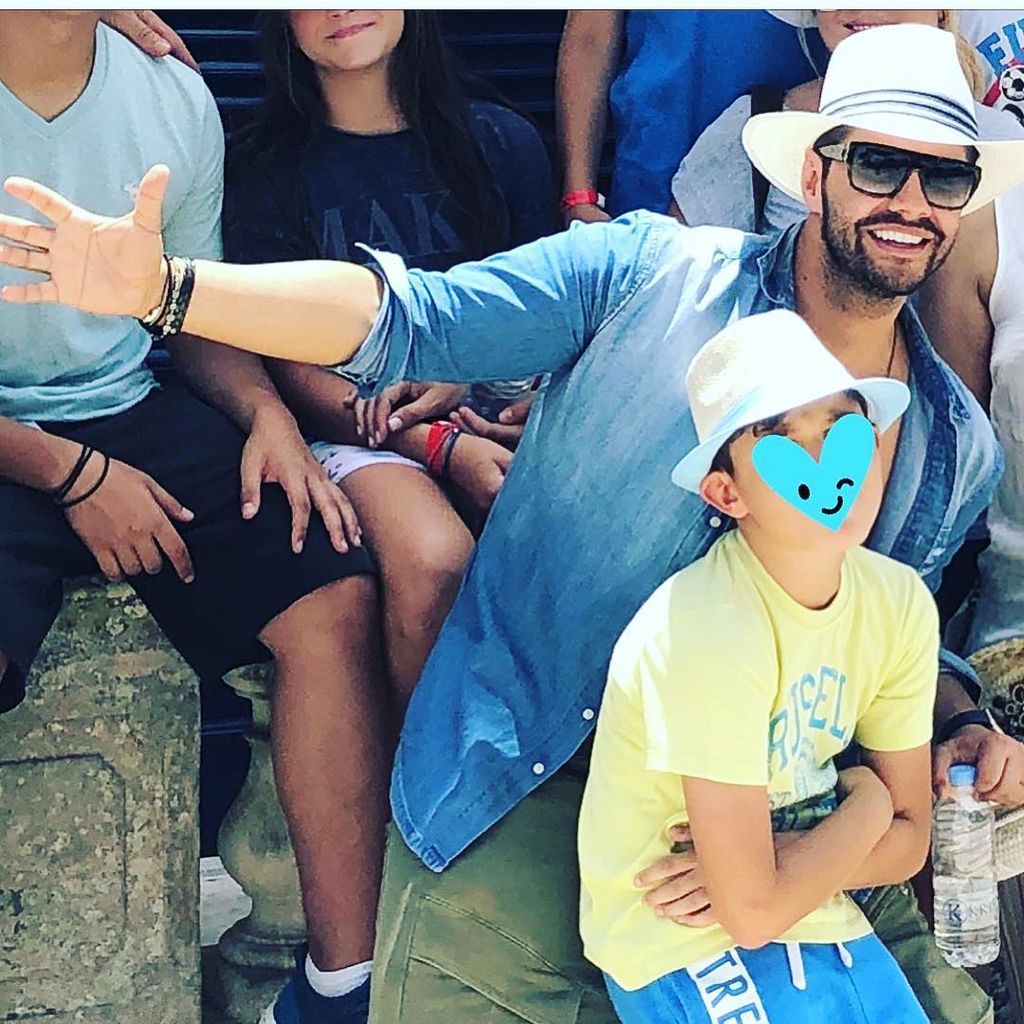 To μήνυμα του Τσαλίκη και η φωτογραφία με τα παιδιά του 