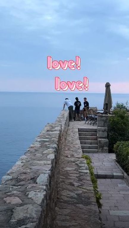 Οι καλοκαιρινές διακοπές της οικογένειας Beckham άρχισαν - Δείτε τις πρώτες φωτογραφίες