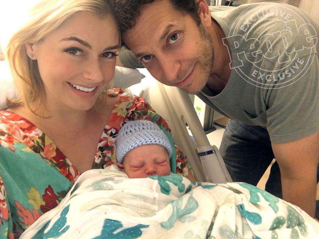 Η γνωστή ηθοποιός έγινε μαμά και αυτή είναι η πρώτη φωτογραφία του γιου της