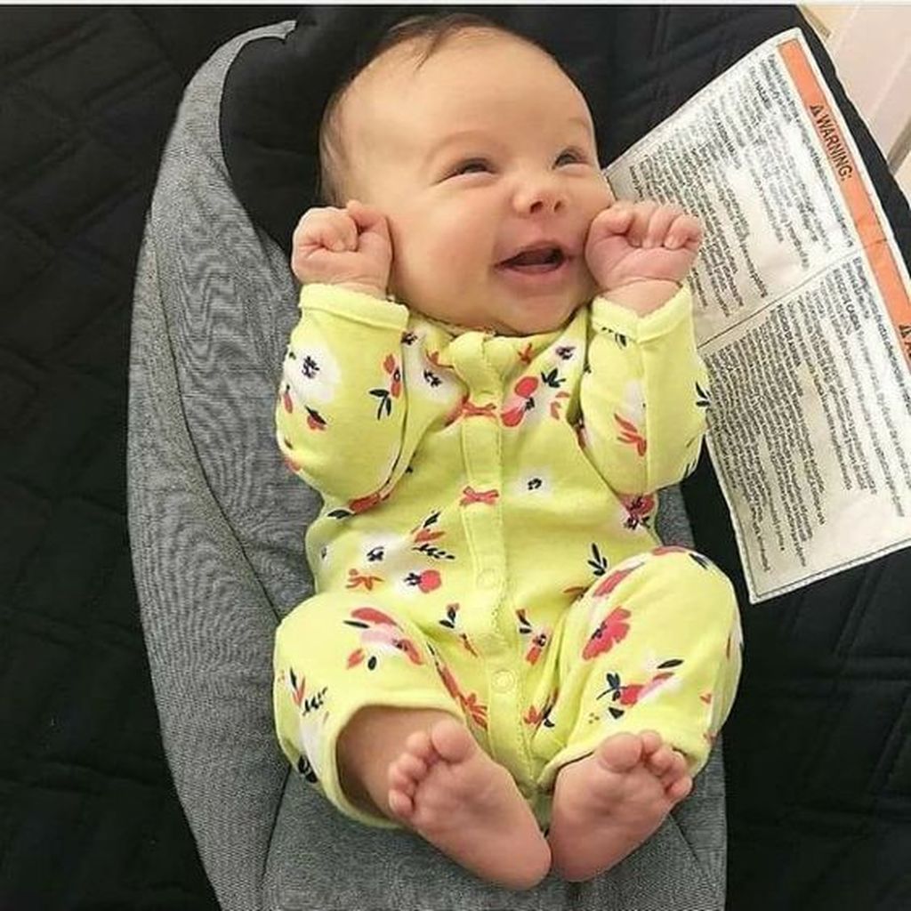 Είκοσι υπέροχες φωτογραφίες μωρών σε χαριτωμένες πόζες (pics) 