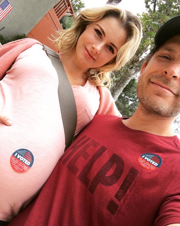 Η γνωστή ηθοποιός έγινε μαμά και αυτή είναι η πρώτη φωτογραφία του γιου της