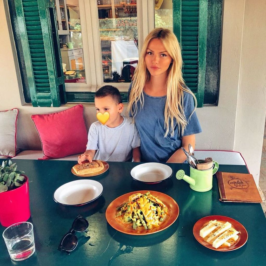 Νάταλι Θάνου: Οι τρυφερές στιγμές με τον γιο της στο Instagram