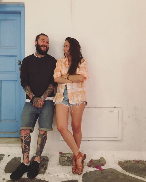 Ελληνίδα παρουσιάστρια μας δείχνει για πρώτη φορά φωτογραφία από την εγκυμοσύνη της