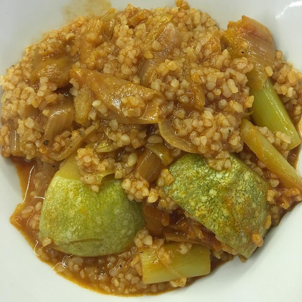 Τι να κάνεις το βραστό αρνάκι που σου περίσσεψε; Ακολούθησε τη συμβουλή της Μυρτώς Αλικάκη