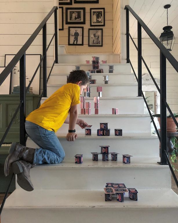 Η Joanna Gaines τα καταφέρνει παραπάνω από καλά με τα 5 της παιδιά (pics)