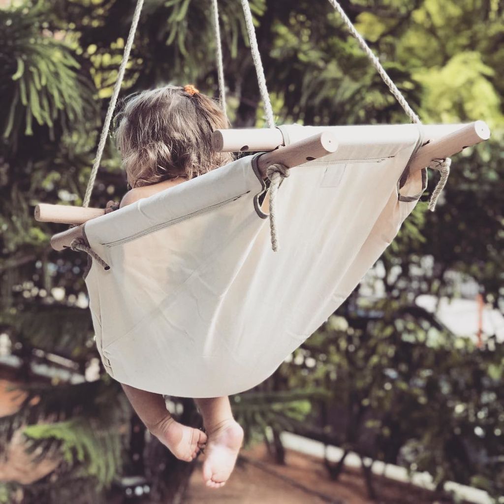 Ελιάνα Χρυσικοπούλου: Οι κόρες της «συνωμοτούν» - Δείτε την αξιολάτρευτη φωτογραφία