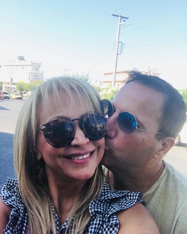 Ξανά γιαγιά η Τέτα Καμπουρέλη!