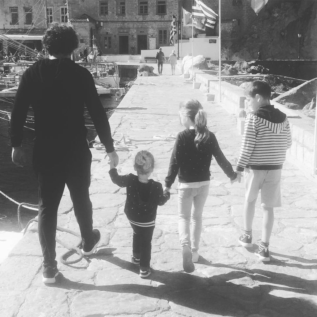 Βίκυ Καγιά: «Tις πρώτες μέρες που γυρίσαμε σπίτι με το μωρό ήμουν σωματικά εξαντλημένη»