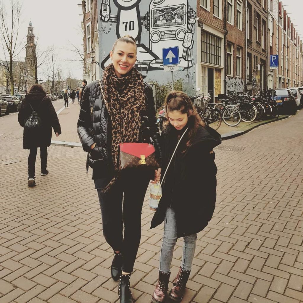 Αυτή είναι η υπέροχη οικογένεια του Άγγελου Χαριστέα - Δείτε φώτο από τη ζωή τους στο Αμστερντάμ