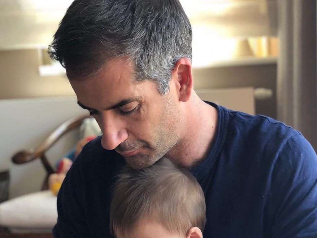 Σία Κοσιώνη: Δημοσίευσε φωτογραφία από τη βάφτιση του γιου της στο Instagram (pic)