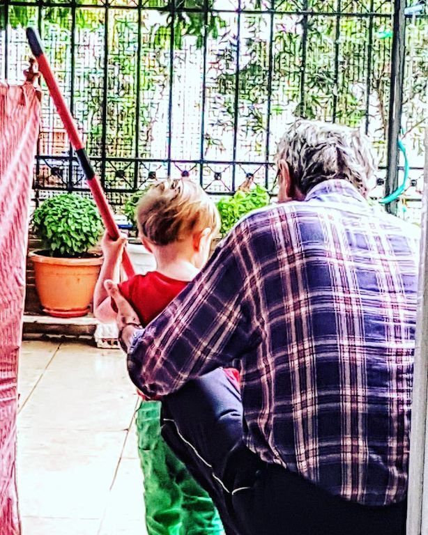 Μελέτης Ηλίας: Η τρυφερή αγκαλιά με την 7χρονη κόρη του (pics)