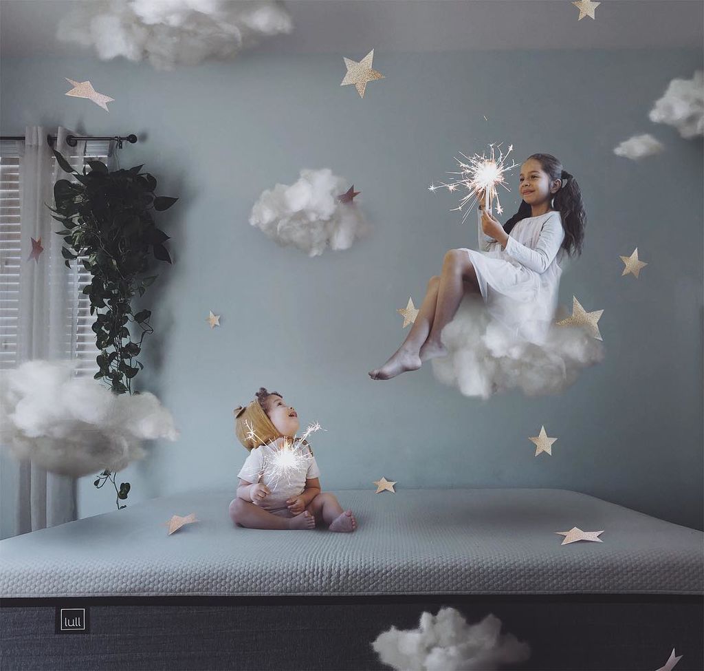 Αυτή η μαμά βγάζει φανταστικές φωτογραφίες με τη βοήθεια των παιδιών της (pics) 