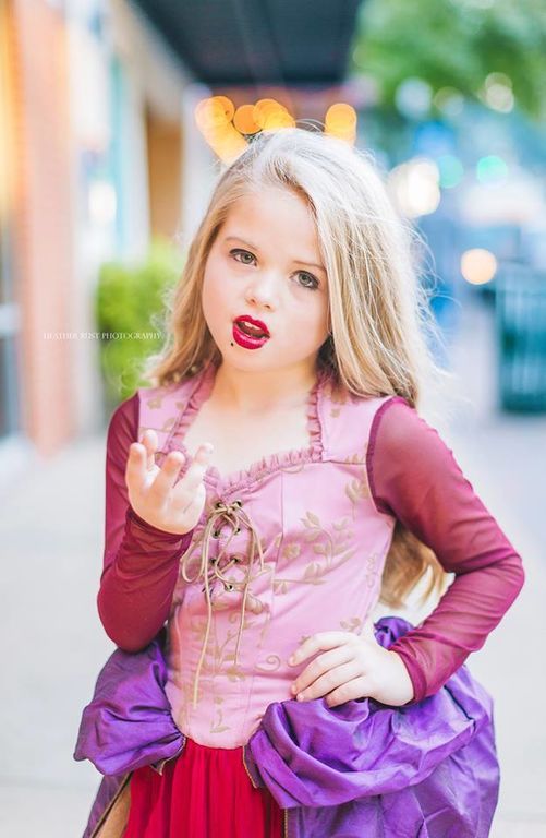 Αυτά τα κορίτσια μεταμφιέστηκαν στις πρωταγωνίστριες του Hocus Pocus και μας άφησαν άφωνους (pics)