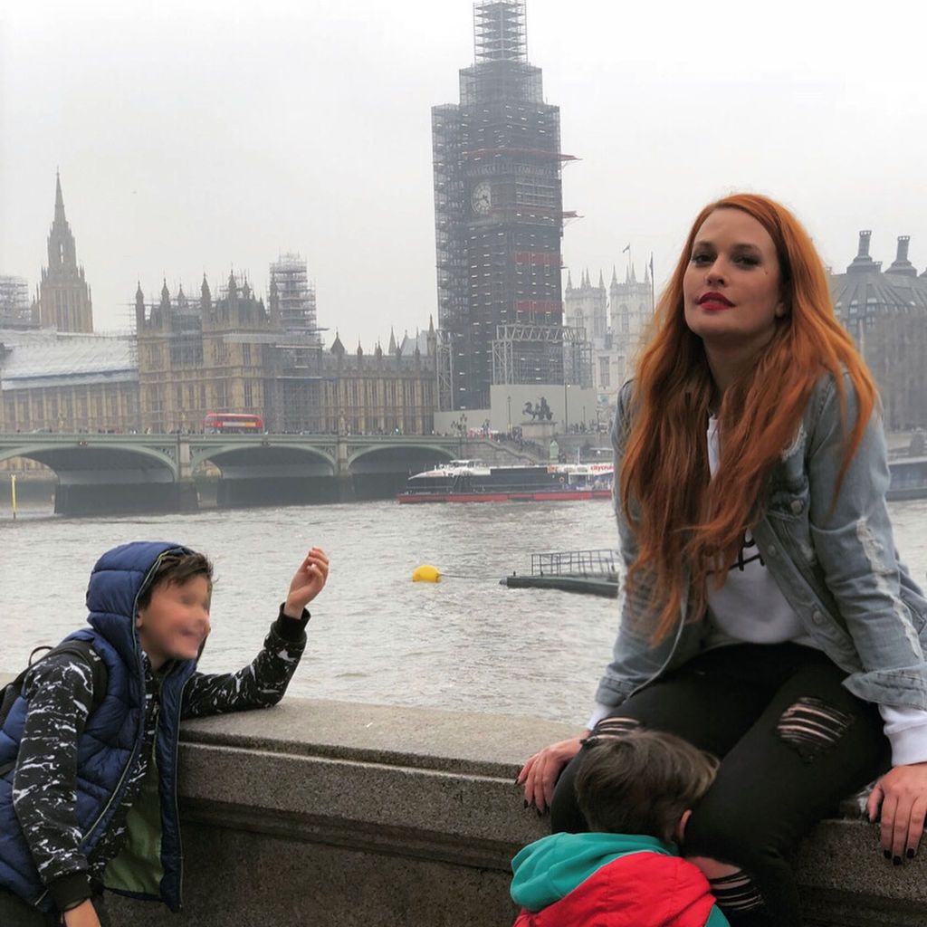 Η αγαπημένη μας Σίσσυ Χρηστίδου πέρα από μεγαλοκαναλάρχισα είναι μια υπέροχη μαμά (pics)