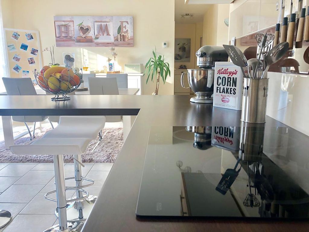 Έξυπνες και απλές ιδέες για να διακοσμήσετε τον πάγκο της κουζίνας σας  (pics)