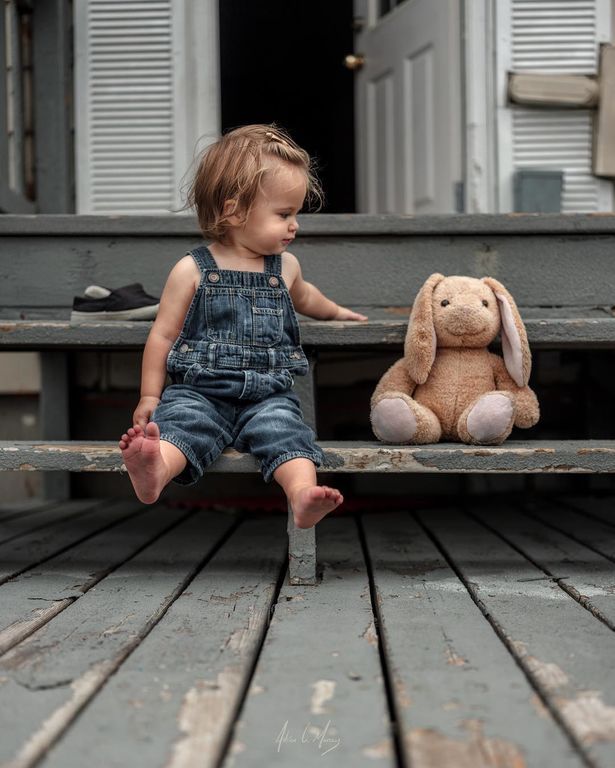 Φωτογραφίζει τα παιδιά του σε στιγμές ξεγνοιασιάς και το αποτέλεσμα είναι φανταστικό (pics) 