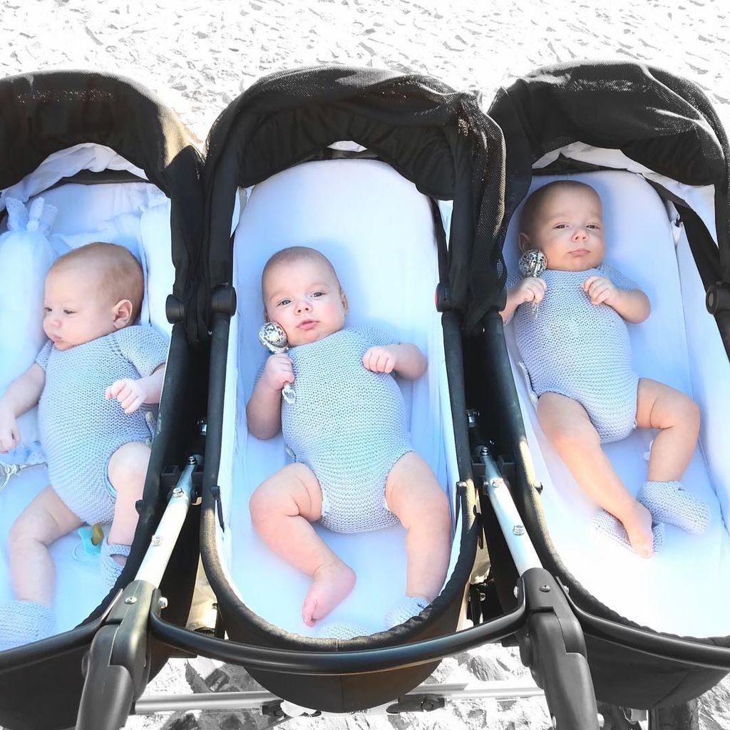 Αυτές είναι οι πιο χαριτωμένες φωτογραφίες με τρίδυμα που έχετε δει (pics) 