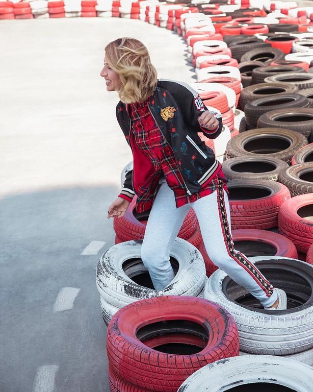 Γνωστή Ελληνίδα παρουσιάστρια μίλησε για τον σύντροφο της: «Προς το παρόν κάνουμε όνειρα.Όχι σχέδια»