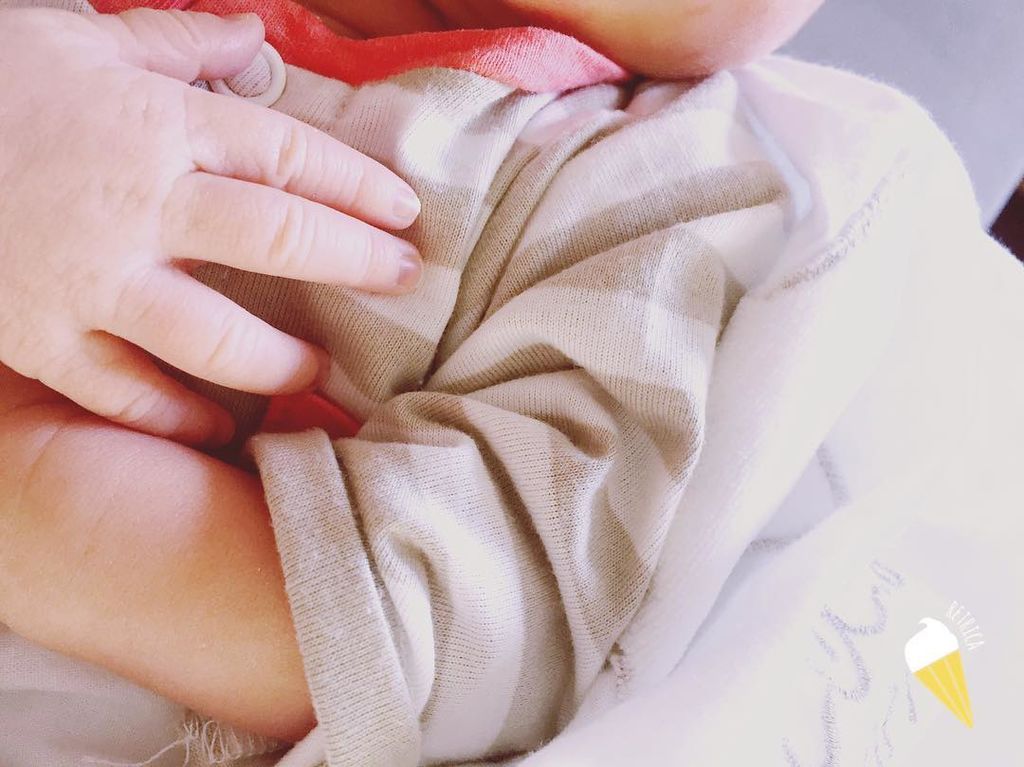 Αντιγόνη Ψυχράμη: Δημοσίευσε μετά από καιρό φωτογραφία με τον 14 μηνών γιο της