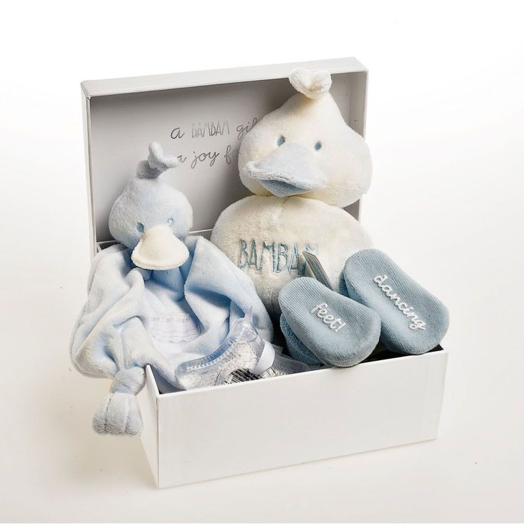 Ψάχνετε δώρο για νεογέννητο; Ιδού τι μπορείτε να πάτε δώρο στη μαμά φίλη σας που μόλις γέννησε