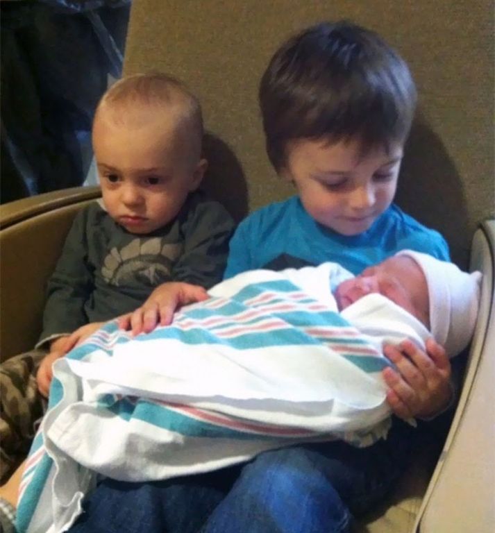 Δέκα παιδιά που φαίνεται... δεν ήταν έτοιμα να αποκτήσουν αδέρφια (pics)