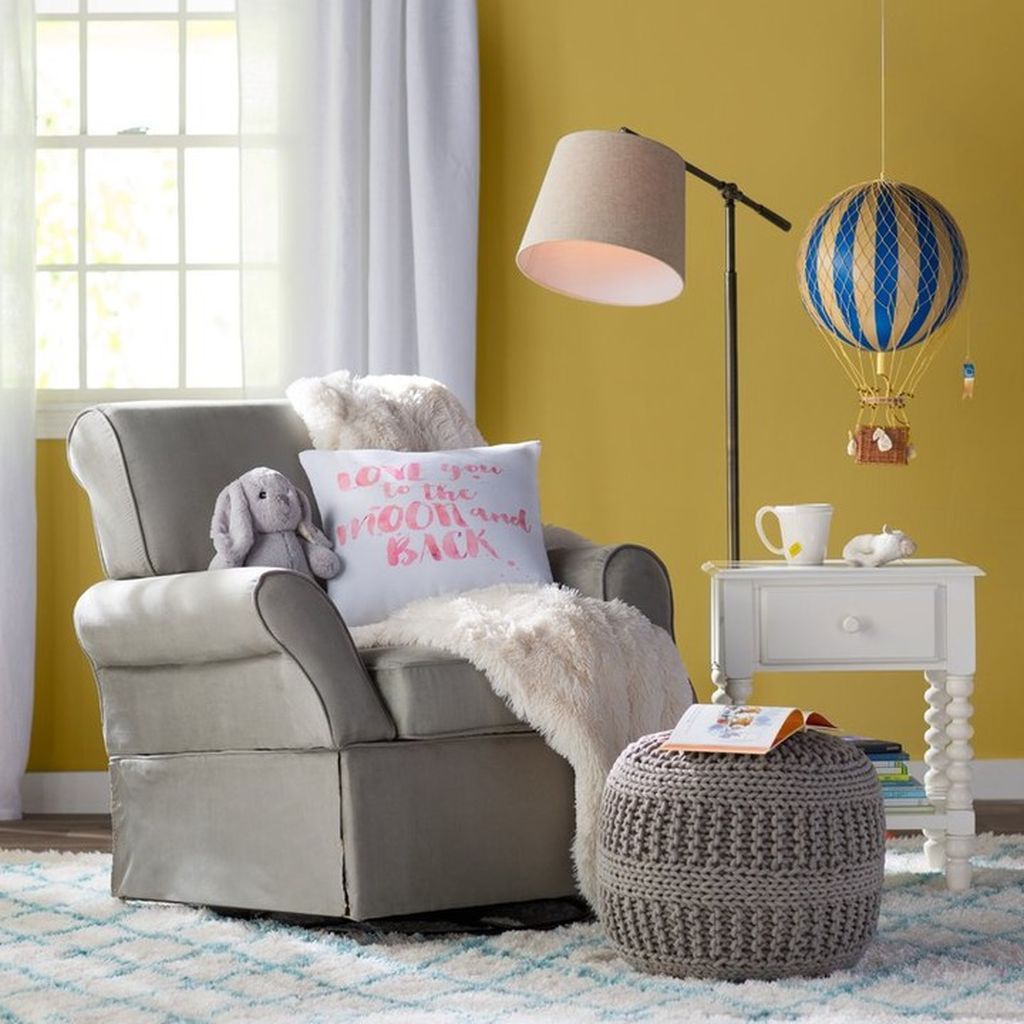 Δημιουργήστε τη «γωνιά της μαμάς» στο βρεφικό δωμάτιο (pics) 