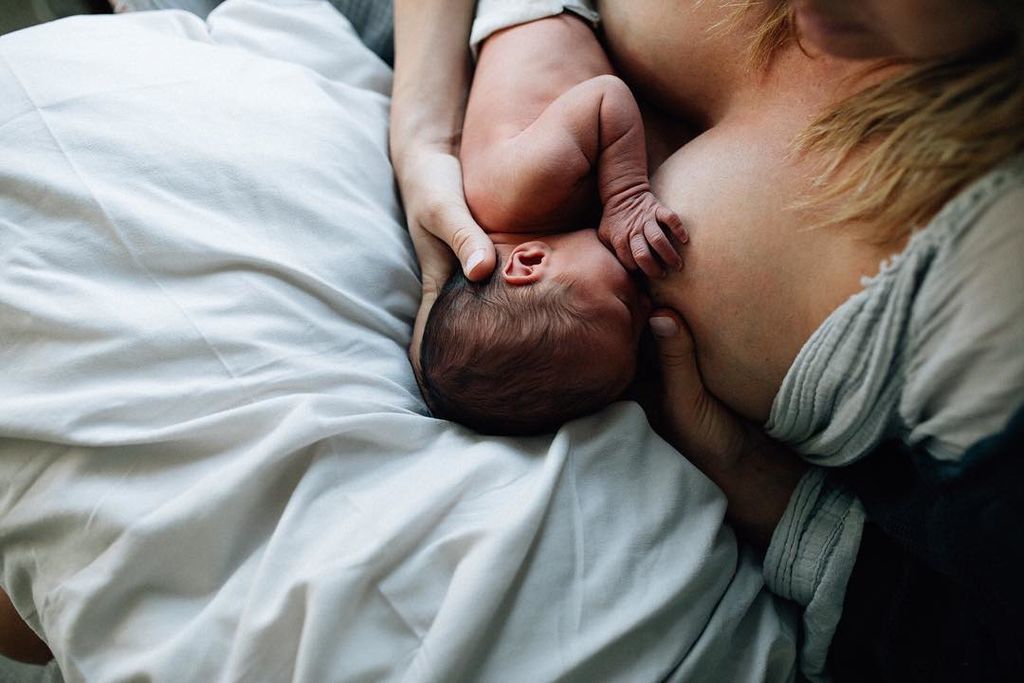 Συγκλονιστικές φωτογραφίες μητρότητας που όμοιές της δεν έχει δει (pics)