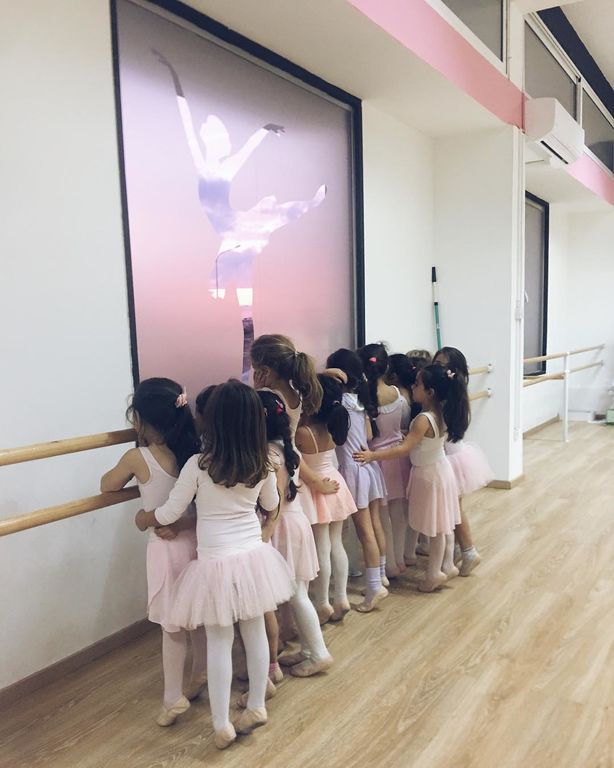 Μικρές μπαλαρίνες: Είκοσι μοναδικές φωτογραφίες μικρών κοριτσιών την ώρα του μπαλέτου (pics) 