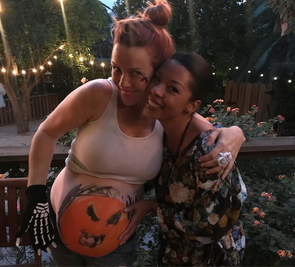 Η ηθοποιός γέννησε! Δείτε την πρώτη φωτογραφία του γιου της (pics)