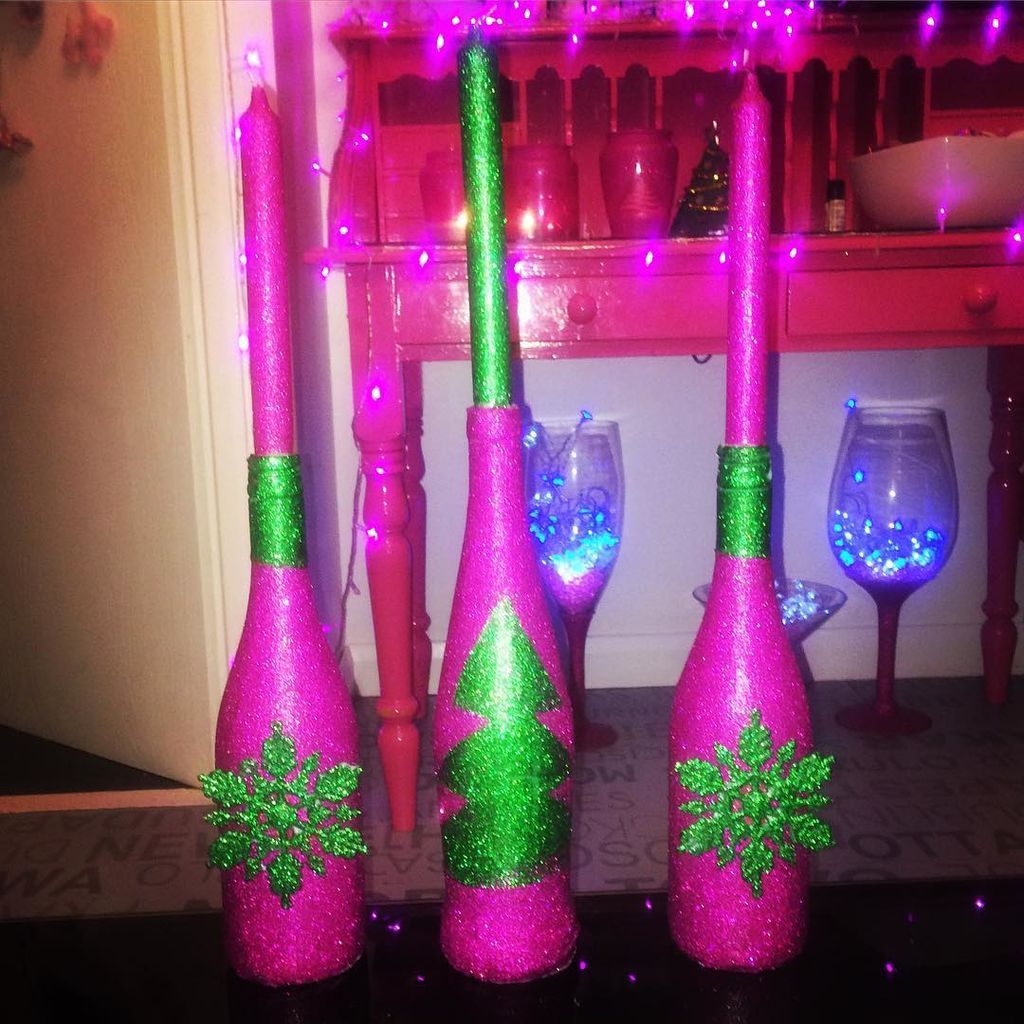 DIY: Απίθανα Χριστουγεννιάτικα διακοσμητικά από… μπουκάλια! (vid+pics)