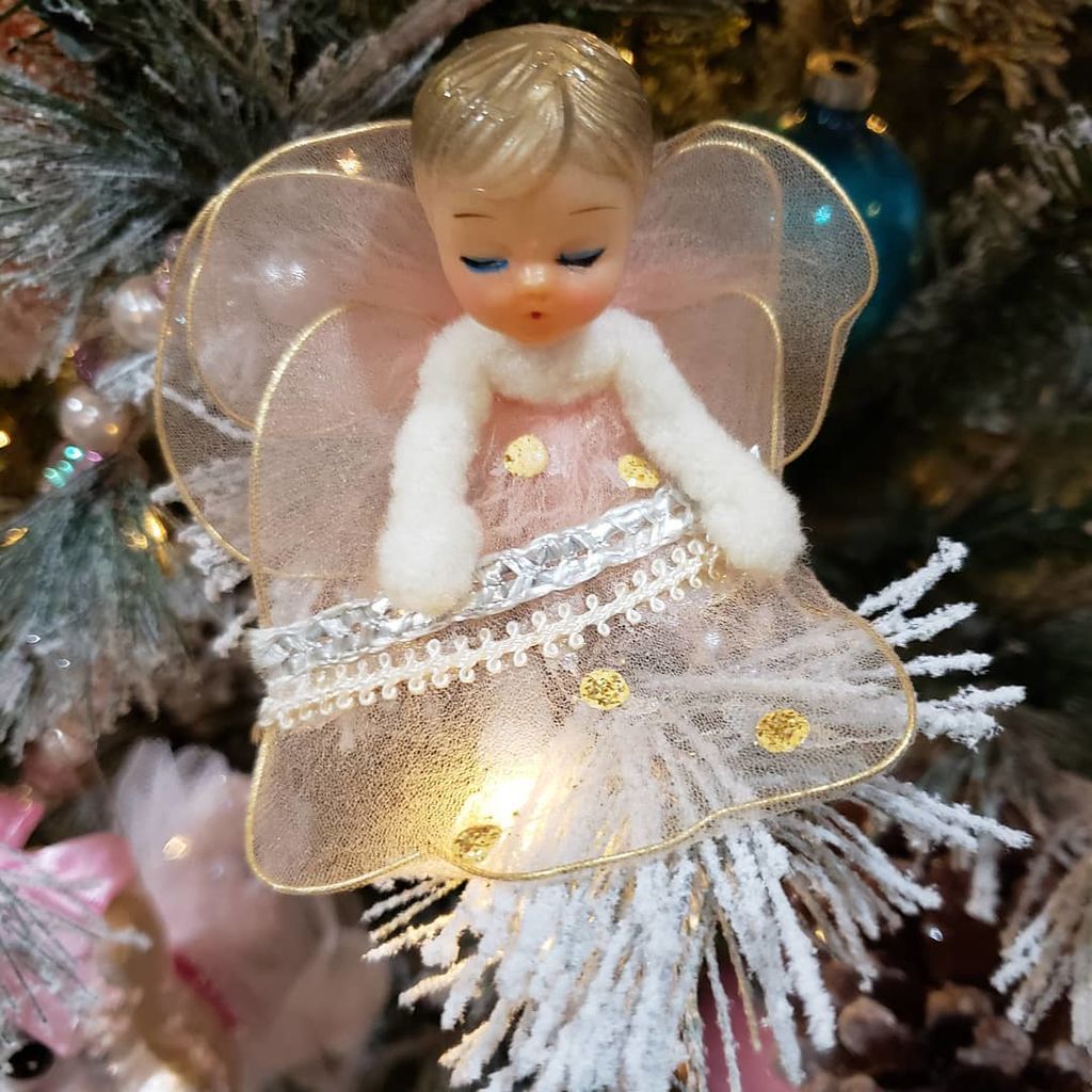 Vintage χριστουγεννιάτικα στολίδια: Θυμίζουν και σε εσάς τα παιδικά σας χρόνια; (pics)