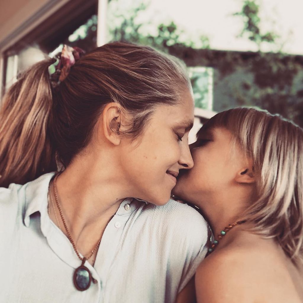 Οι τελευταίες αγορές (και όλα ροζ) λίγο πριν το μαιευτήριο (pics)