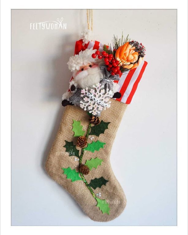 Φτιάξτε εντυπωσιακές χριστουγεννιάτικες κάλτσες για τα δώρα ή τη διακόσμηση του σπιτιού (vid + pics)