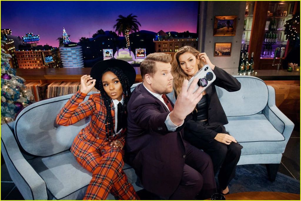 Η Gisele κάνει μαθήματα γυμναστικής με τους πιο χαριτωμένους εκπαιδευτές