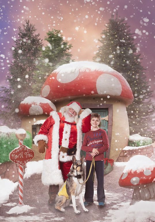 Επισκέπτονται νοσοκομεία και φωτογραφίζουν τα άρρωστα παιδιά με τον 'Αγιο Βασίλη (pics + vid)