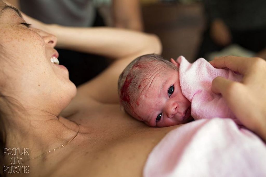 Τα πρώτα λεπτά ενός μωρού στη ζωή (pics)