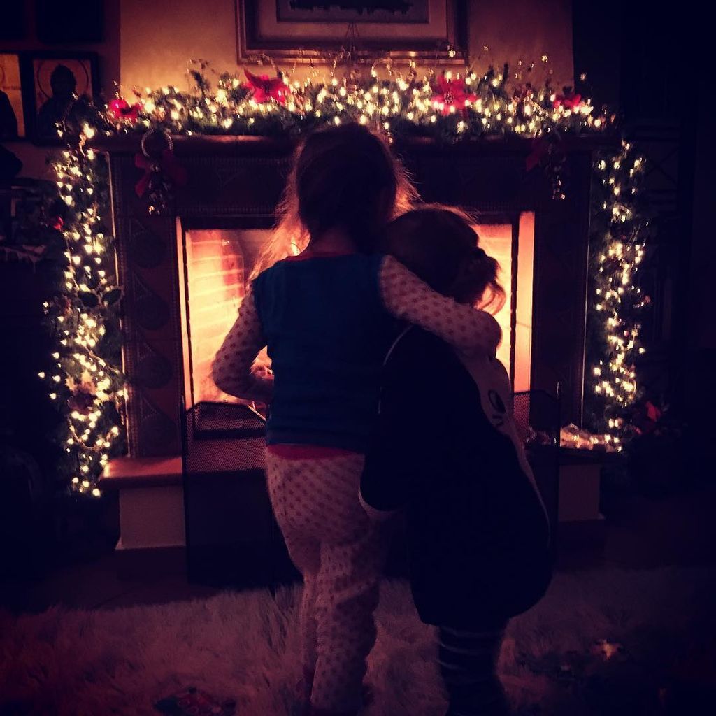 Την Θέλξη την ξέρετε! Τις κόρες της όμως; (pics)