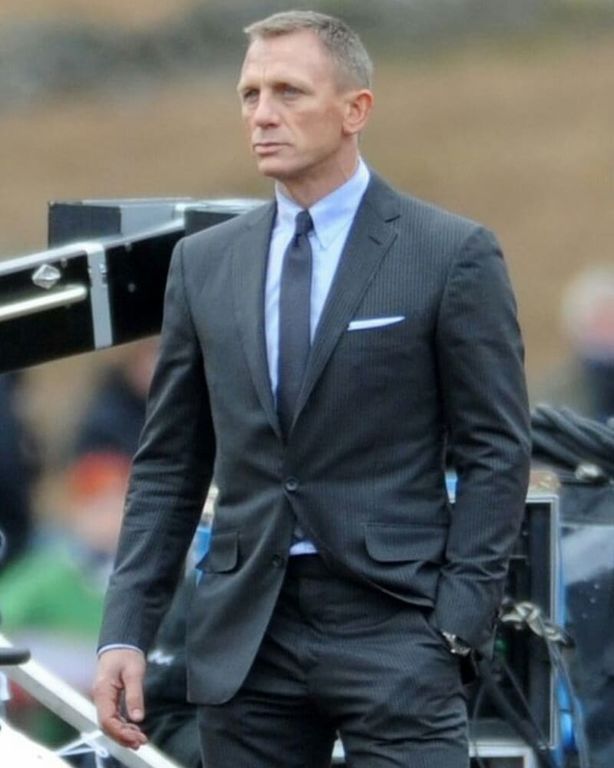 Daniel Craig