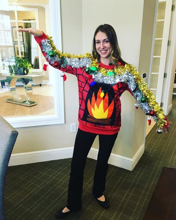 Θα γελάσετε πολύ! Αυτά είναι τα πιο κακόγουστα χριστουγεννιάτικα πουλόβερ που έχετε δει (pics+vid) 