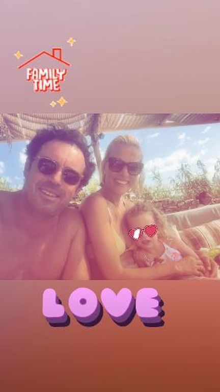 Βίκυ Καγιά: Οι ωραιότερες φωτογραφίες των παιδιών της για το 2018 είναι αυτές (pics)