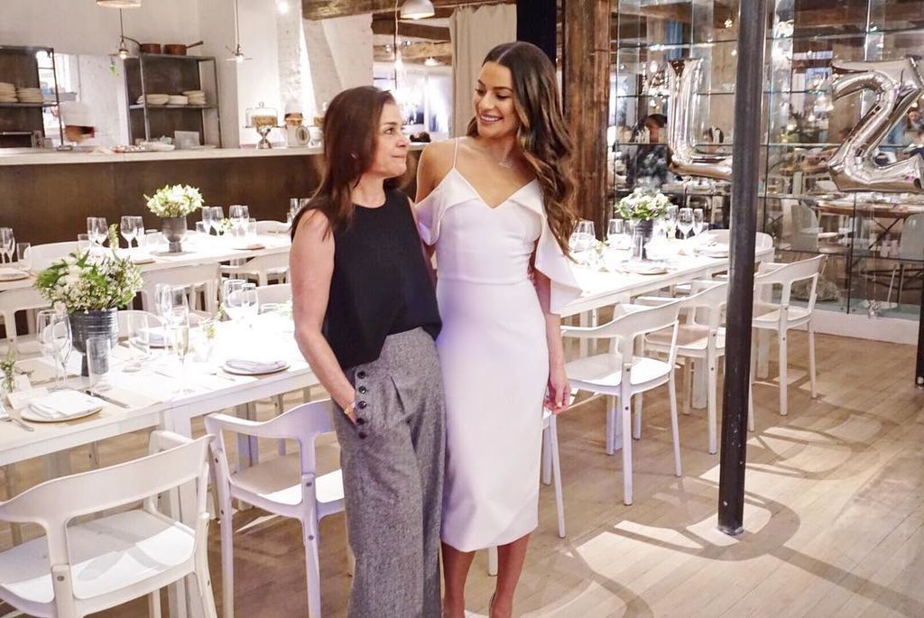 Τι της έφερε το 2018; Έναν αρραβώνα & έναν γάμο! Τι εύχεται για το 2019; Ένα παιδί (pics)