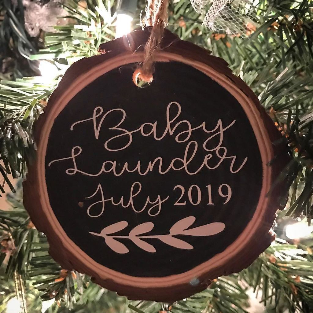 Περιμένουν μωρό το 2019 και δείτε πώς το ανακοίνωσαν! (pics)