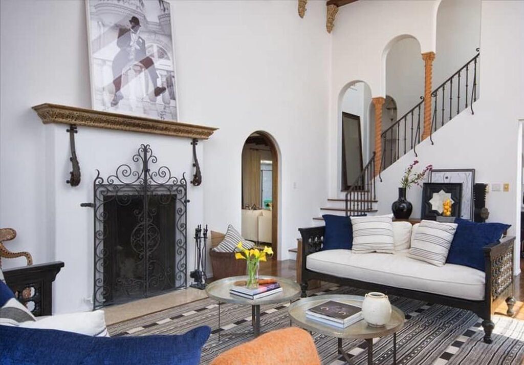 Δείτε πόσο εντυπωσιακή είναι η βίλα της Ellen Pompeo στους πρόποδες του Hollywood! (vid)