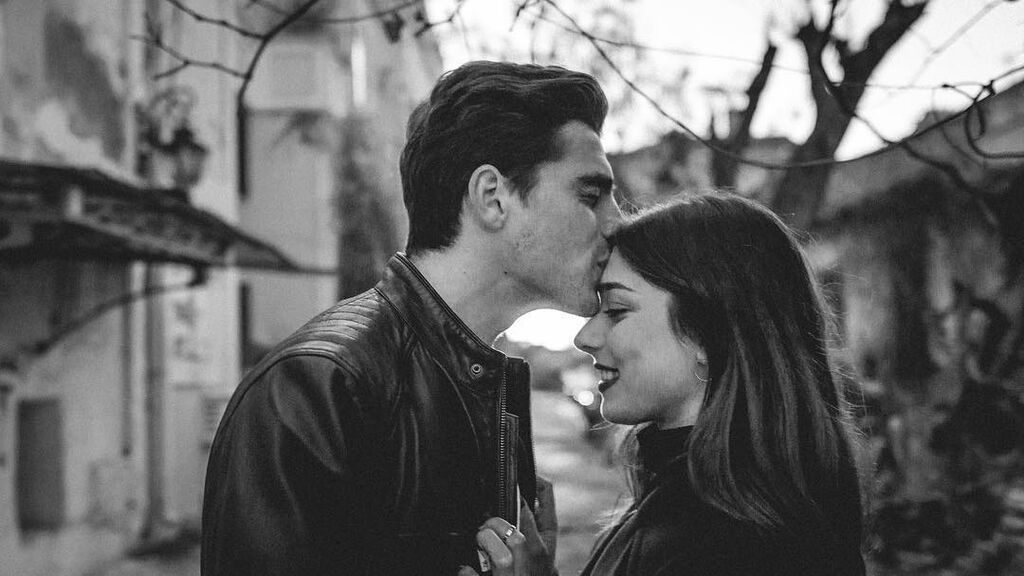 Μάθετε τα πάντα για τις αδερφές Πιερίδου, που πρωταγωνιστούν στο Τατουάζ (Σπάνιες φωτό & vid)