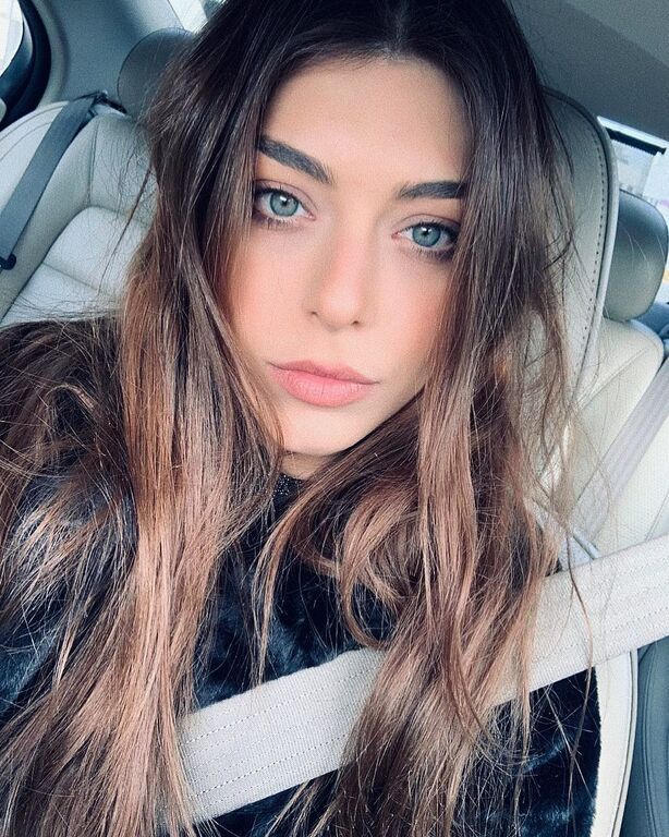 Μάθετε τα πάντα για τις αδερφές Πιερίδου, που πρωταγωνιστούν στο Τατουάζ (Σπάνιες φωτό & vid)